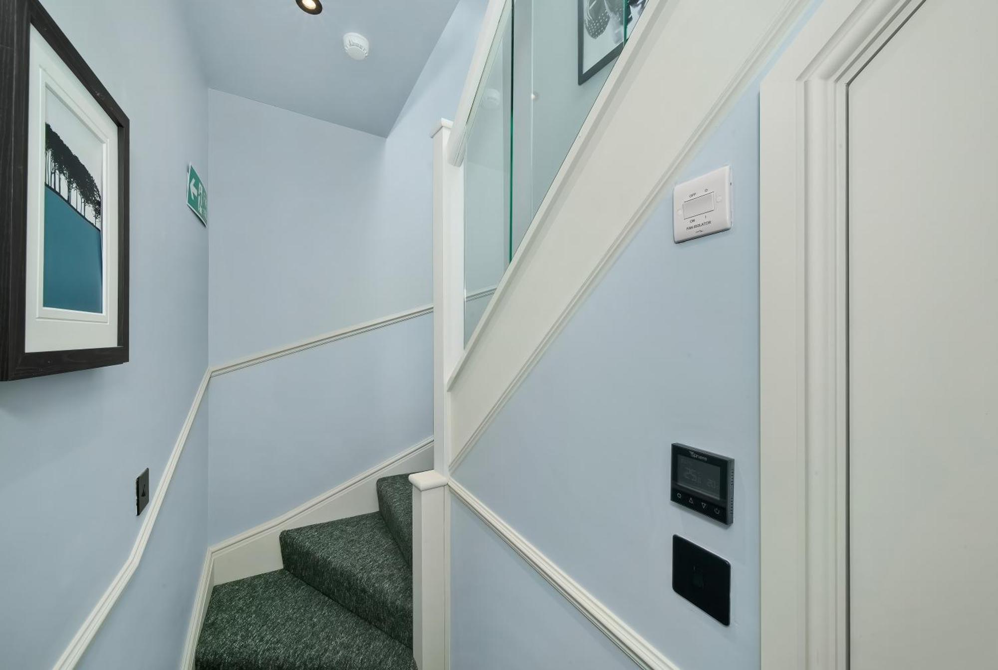 Nine Elms Modern Studio Apartments Londres Exterior foto